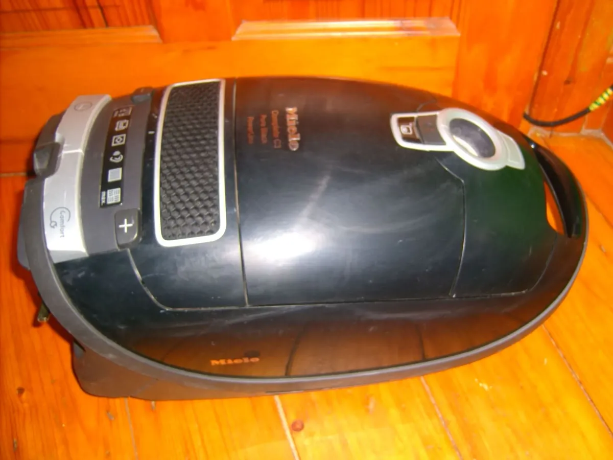 Miele hoover - Image 1