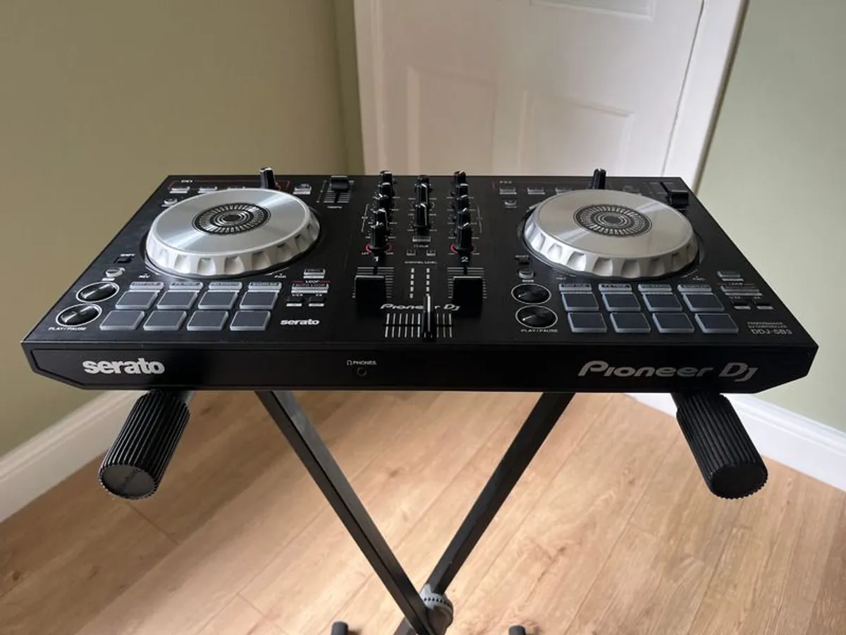 Pioneer DDJ-SB3 DJ Controller - Image 4