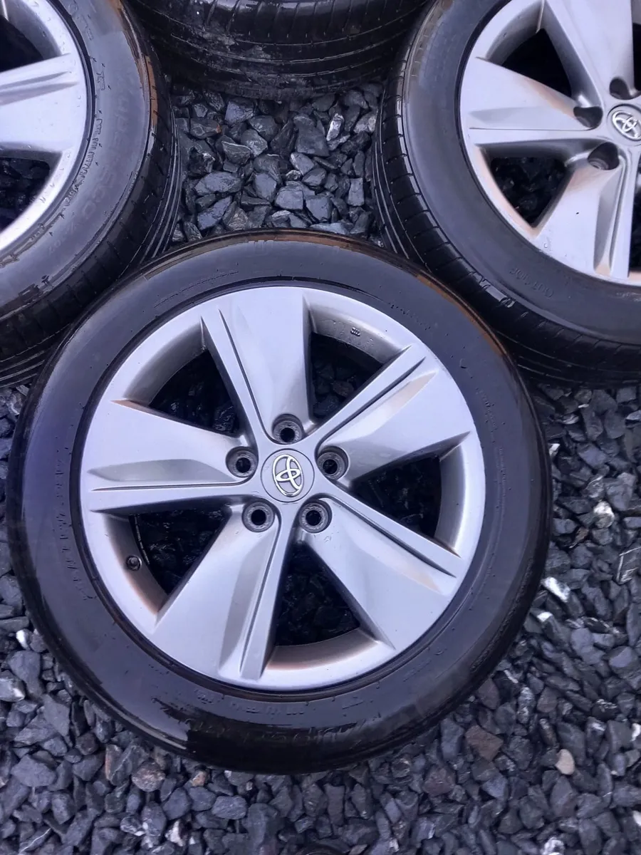 17inch 5x114.3 S Toyota Avensis Alloys - Image 2
