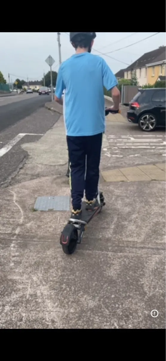 Ku Kirin A1 E Scooter - Image 2