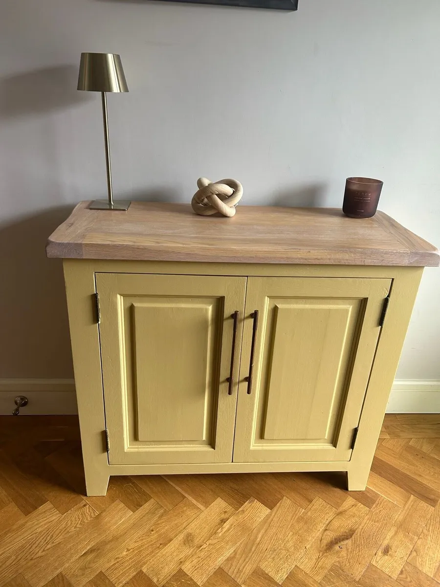 Solid oak Sideboard / cabinet - Image 1
