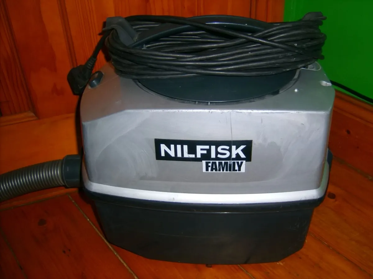 Nilfisk hoover - Image 1