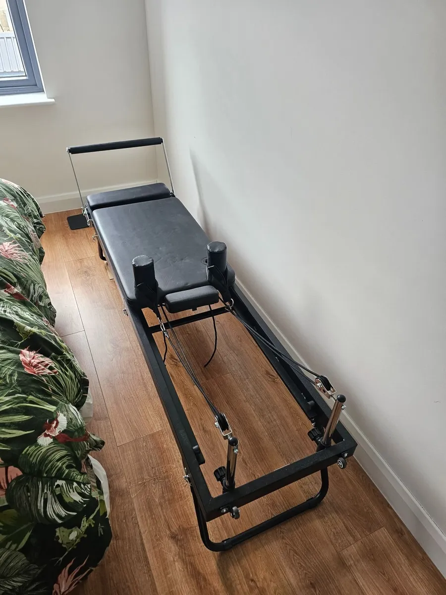 Pilates Reformer - Image 1