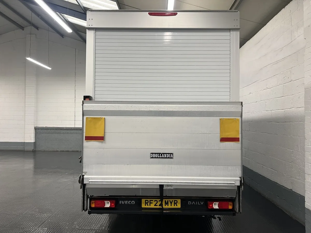 2022 Iveco Daily Luton Box Van - Image 4