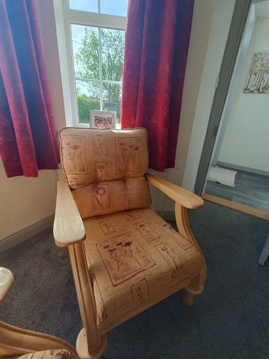 Suite of furniture - Image 3