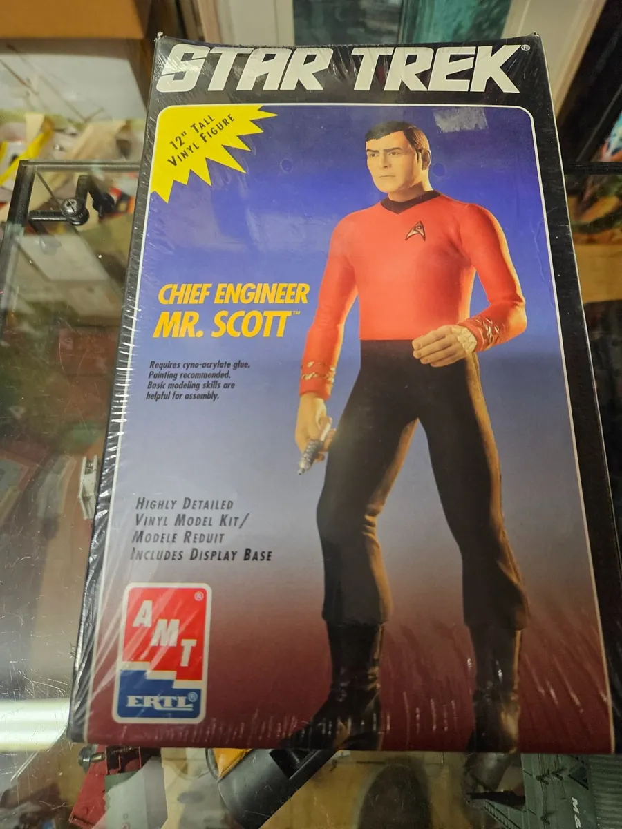 Airfix AMT Star Trek Figure Kit - Image 2