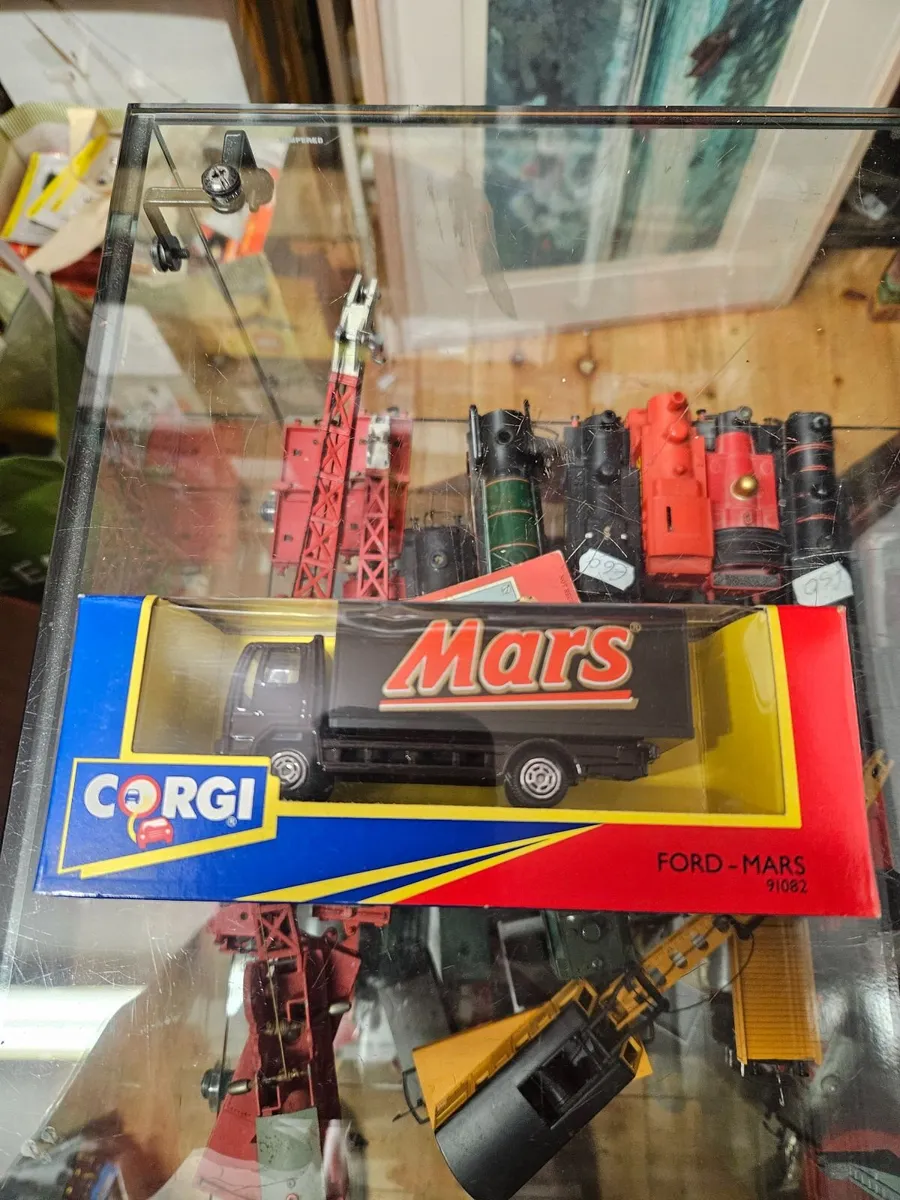 Corgi Ford Mars Bar Truck - Image 2