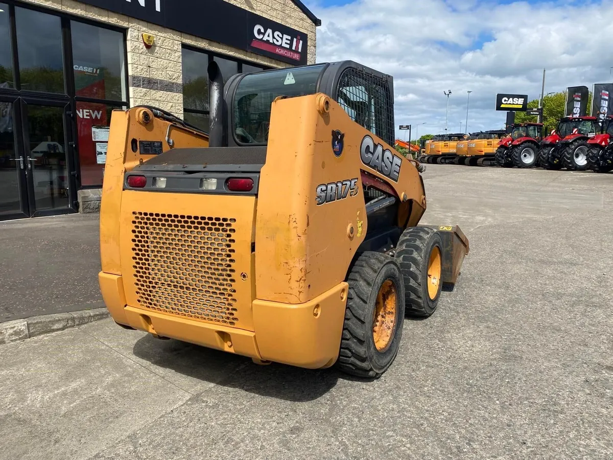 Case SR175 Skid Steer - Image 2