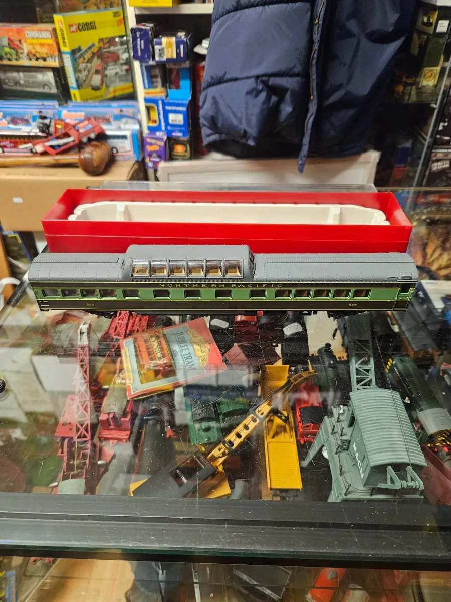 Hornby Rivarossi Carraige - Image 3