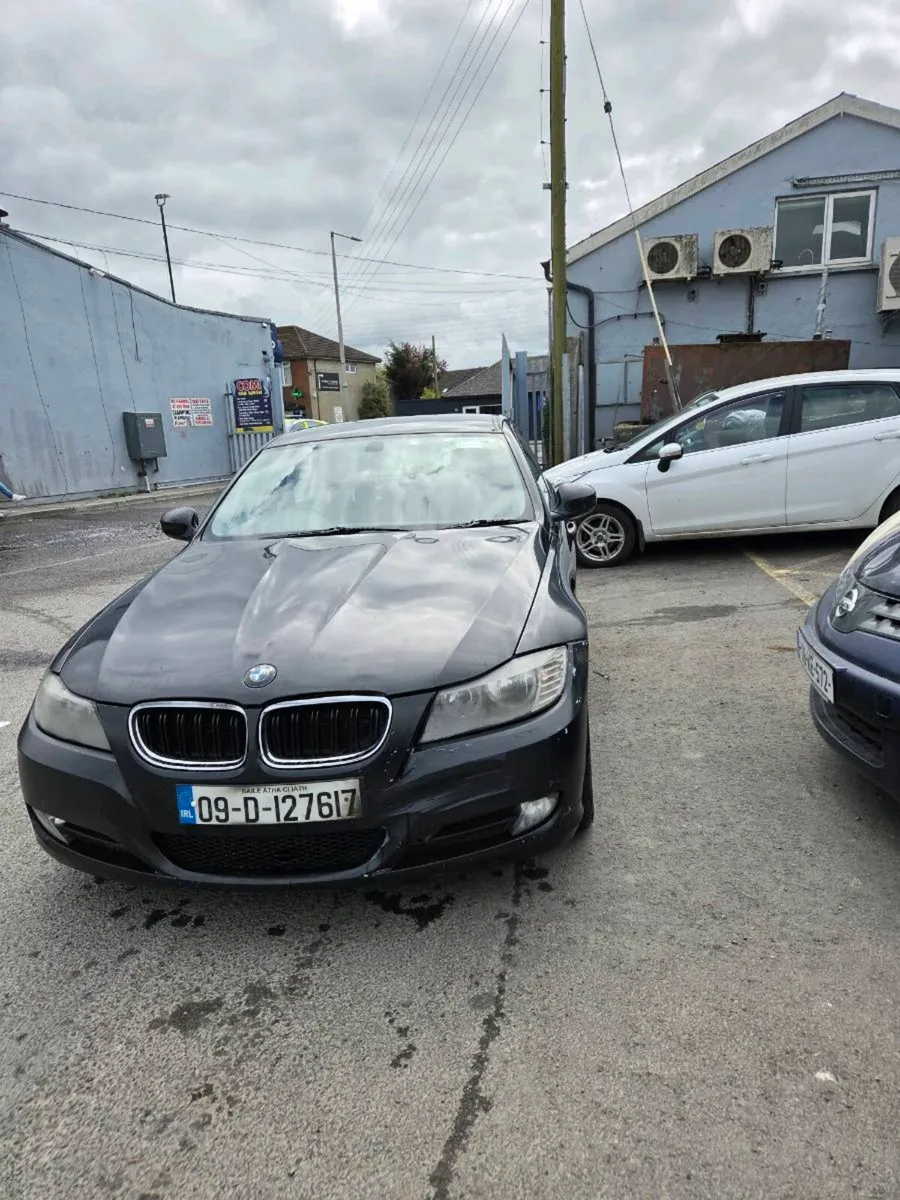 BMW 318 Diesel - Image 2