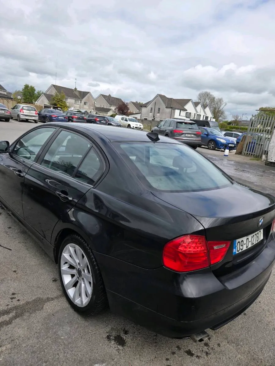 BMW 318 Diesel - Image 4