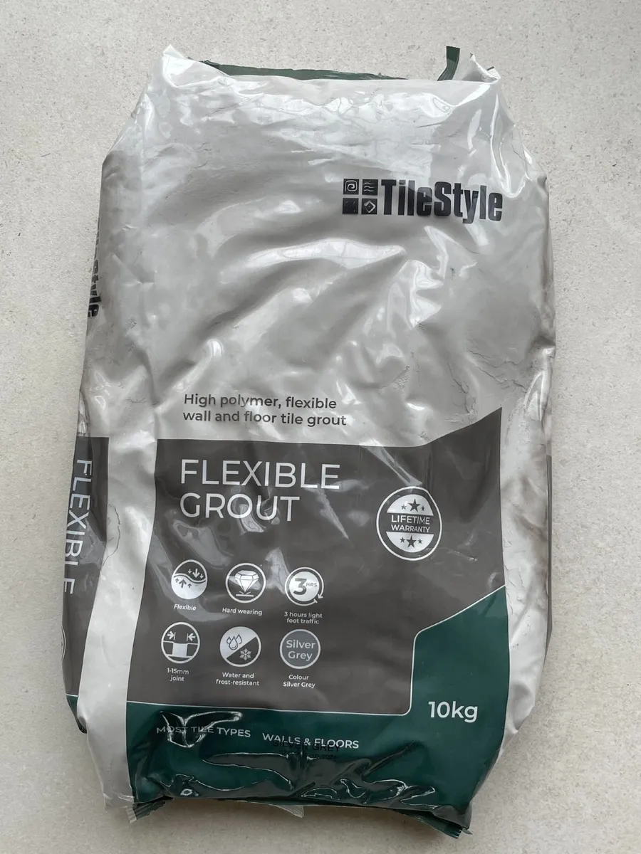 Tilestyle Silver Grey Floor/Wall Flexible Grout - Image 1