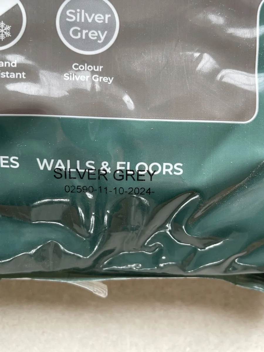 Tilestyle Silver Grey Floor/Wall Flexible Grout - Image 2