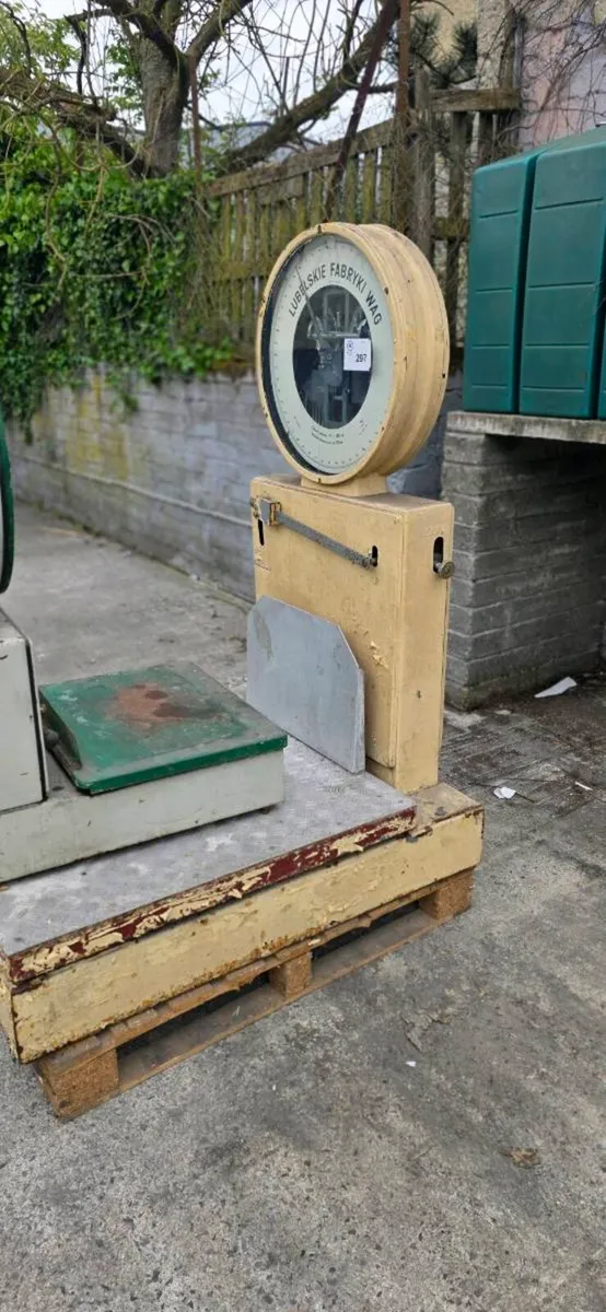 Vintage Scales - Image 1