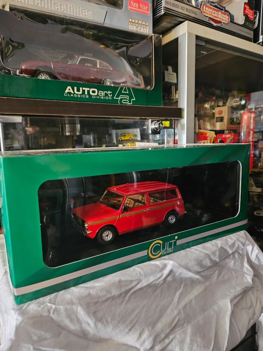 Corgi CULT Mini 1.18 - Image 1
