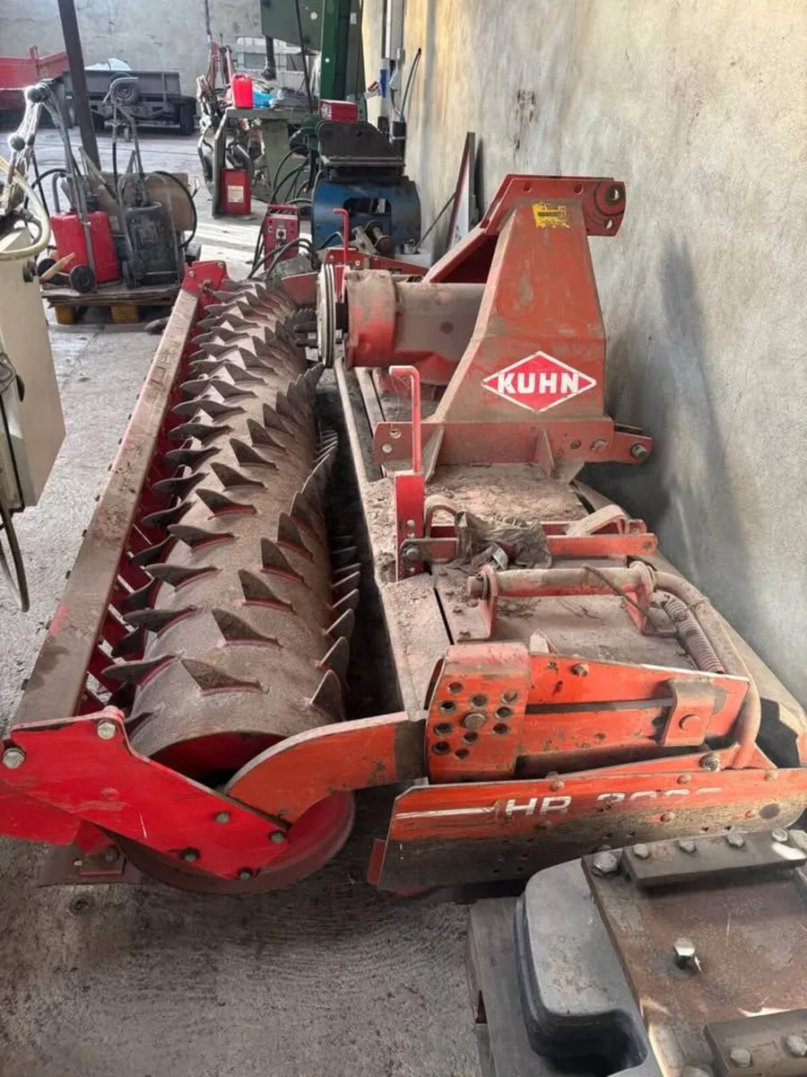 kuhn 3 metre power harrow - Image 3