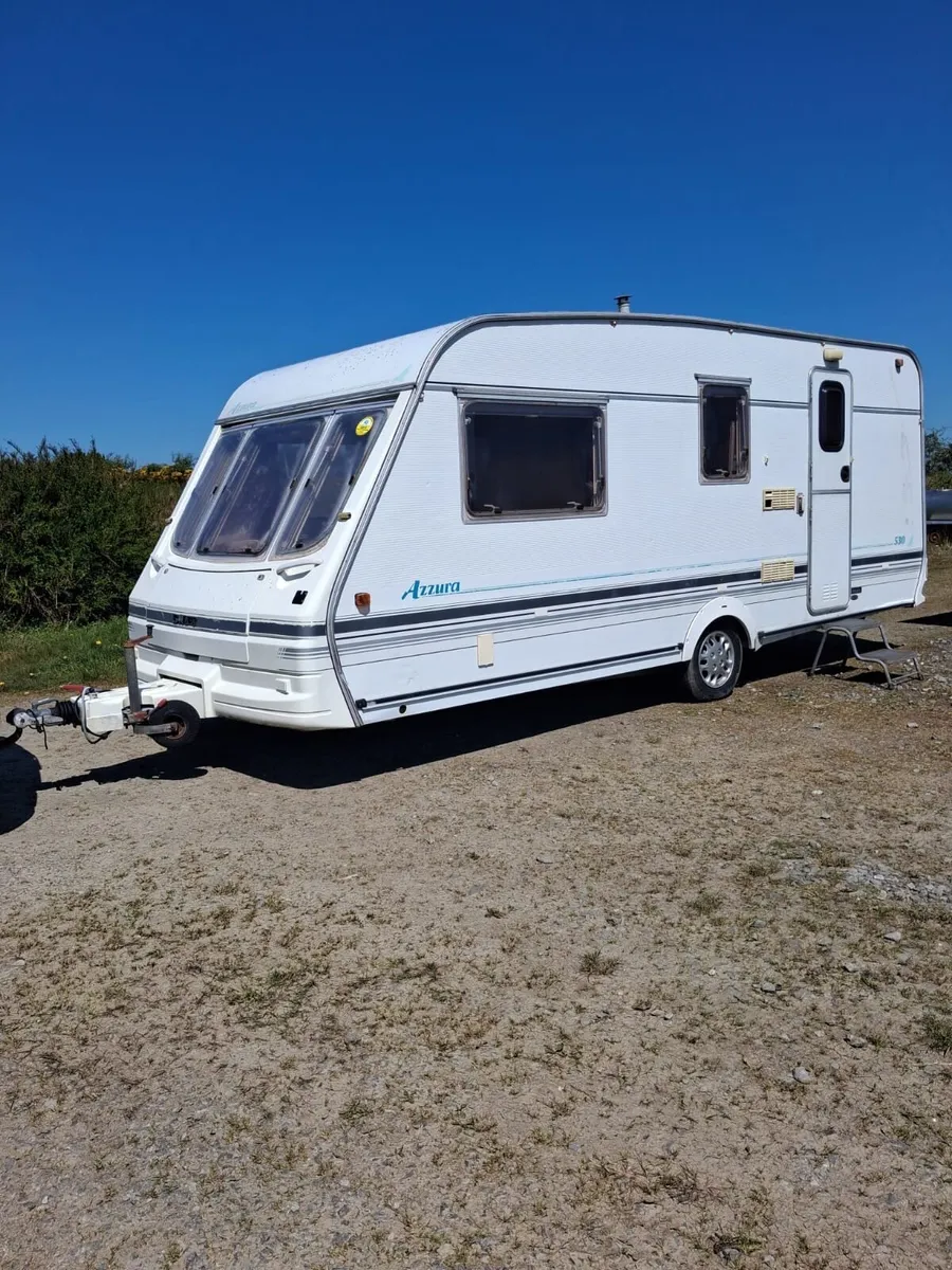Swift Azzura 530 - Image 1