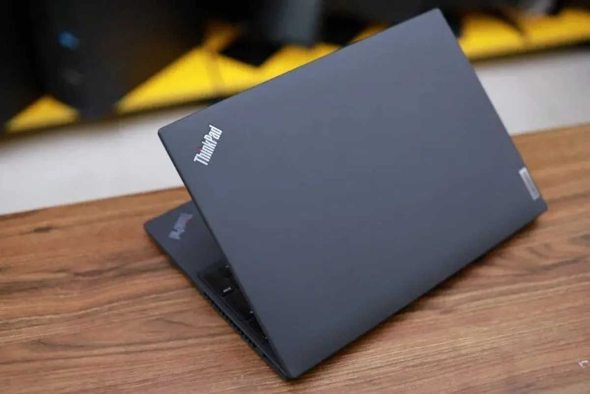 Lenovo T16 High Spec Laptop - Image 2