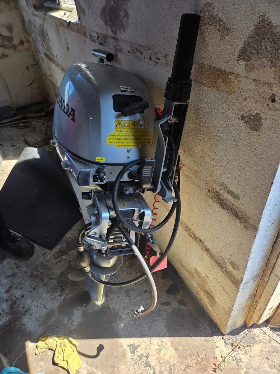 Honda 15hp outboard short shaft - Image 3