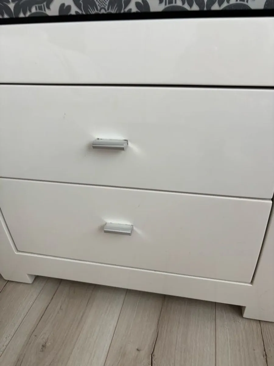 2 bed side lockers - Image 4