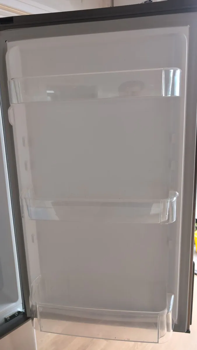 Zanussi Fridge Freezer - Image 3