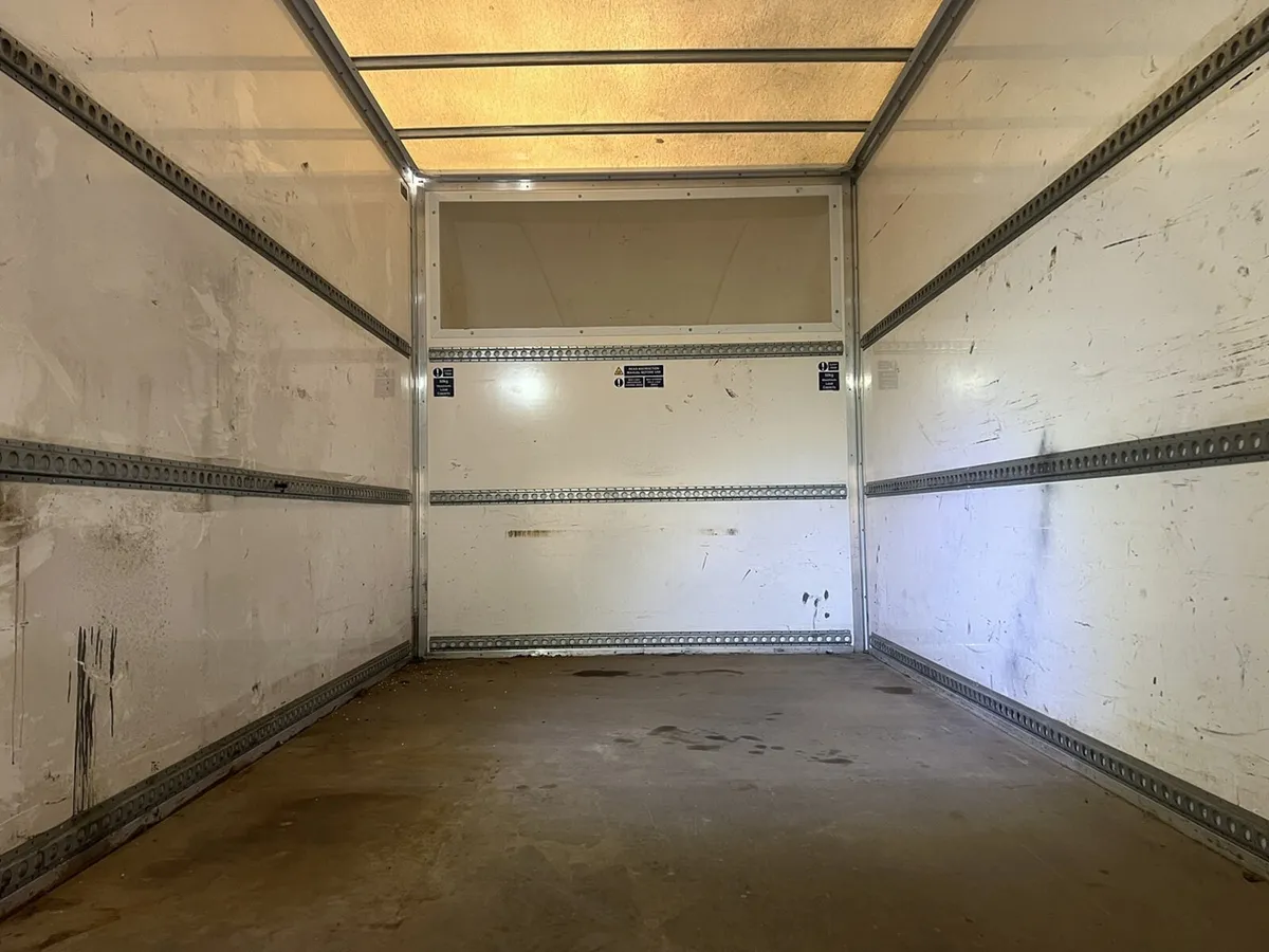 2022 Ford Transit Luton Box Van - Image 2