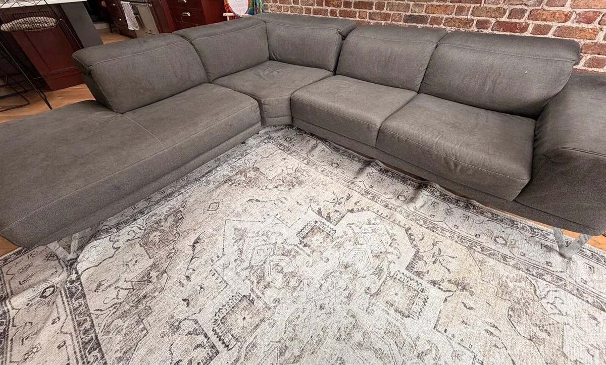 Couch - Image 1