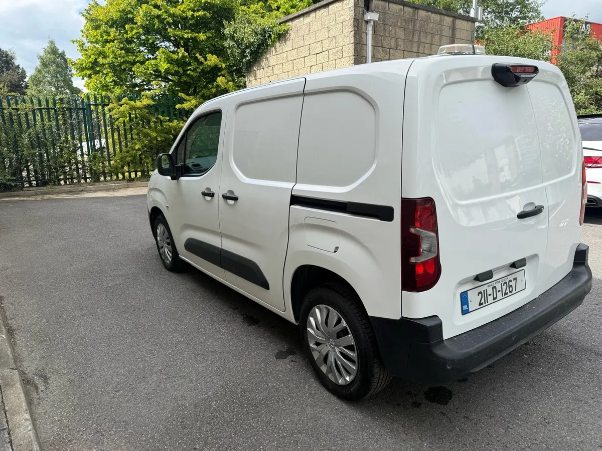 PEUGEOT PARTNER 211 - Image 4
