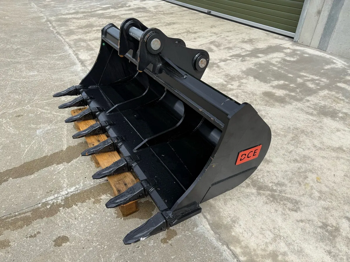New DCE 72 inch ditching bucket - Image 2