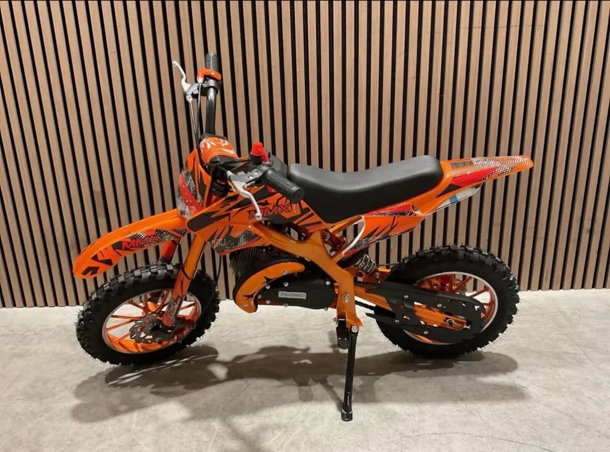 BRAND NEW 50cc PETROL DIRT BIKE - Image 2