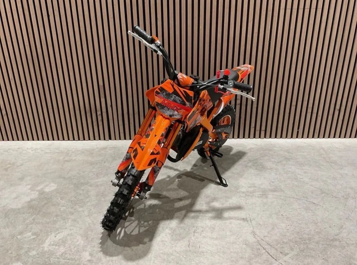 BRAND NEW 50cc PETROL DIRT BIKE - Image 4