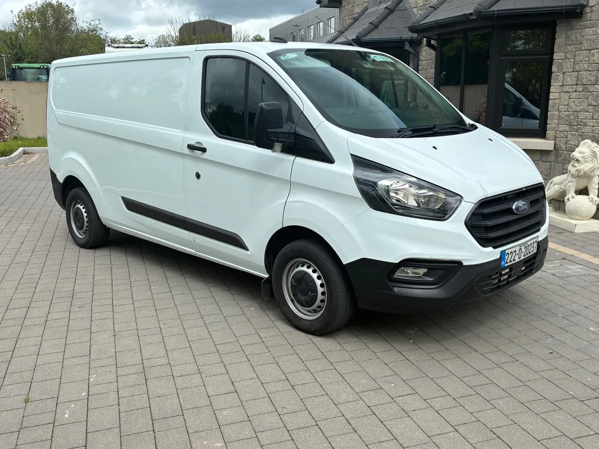 Ford Transit Custom 2022 - Image 1
