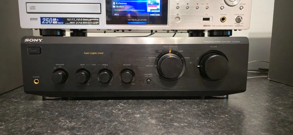 POWER AMPLIFIER SONY TA-FE 230 NICE CONDITION - Image 1
