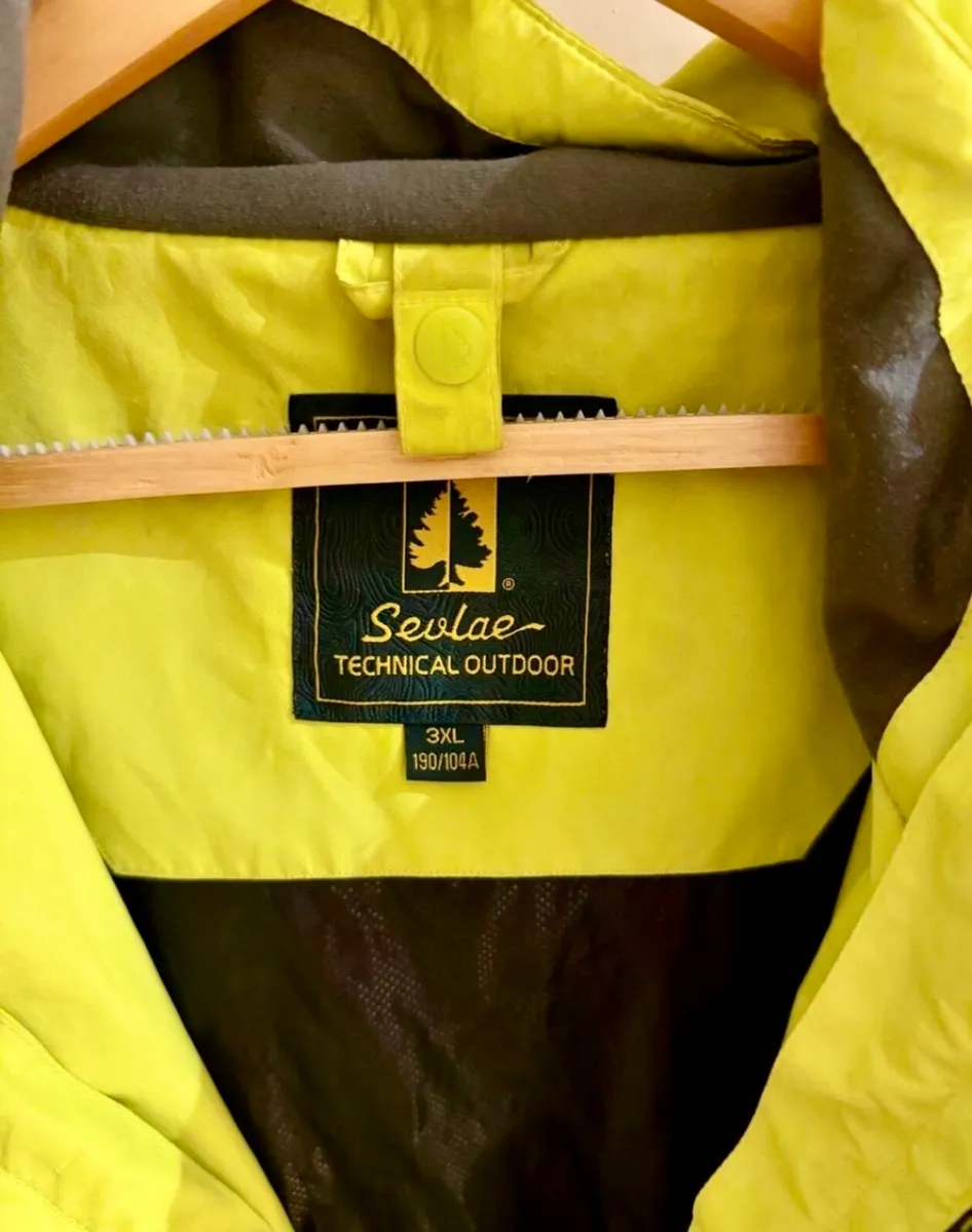 windbreaker jacket - Image 3