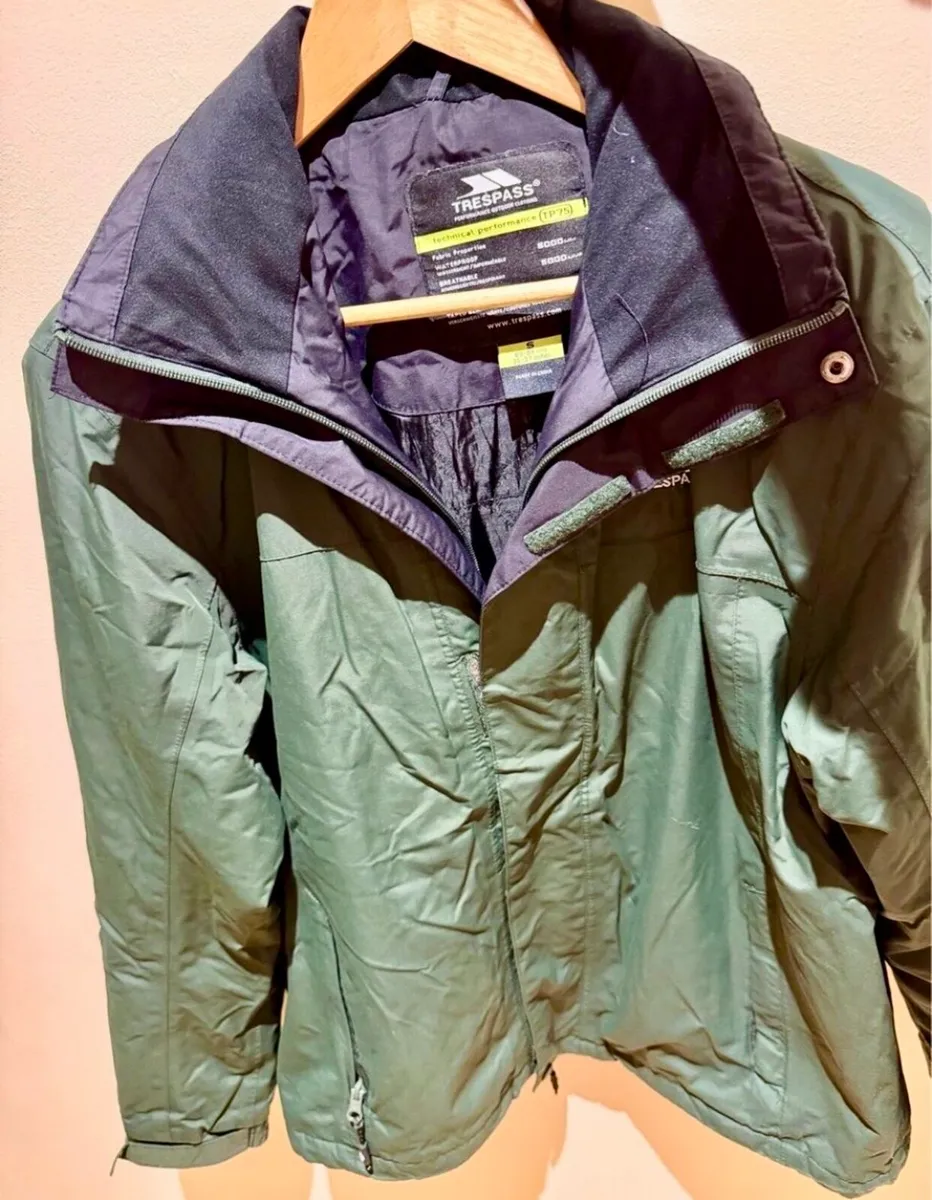 Trespass jacket - Image 1