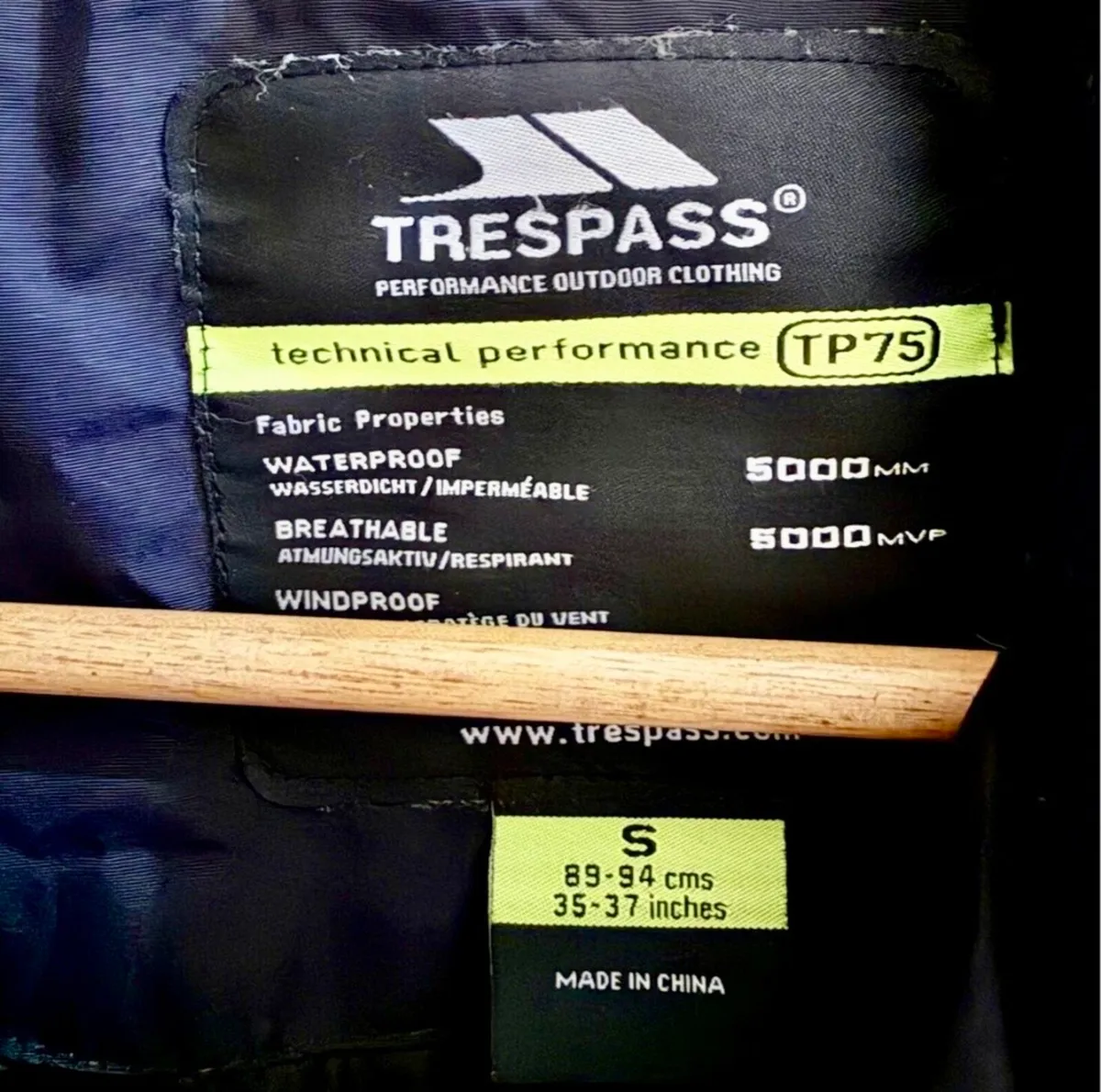 Trespass jacket - Image 4