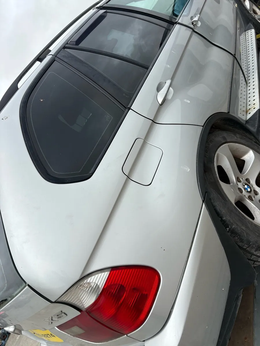 Bmw X5 breaking - Image 3