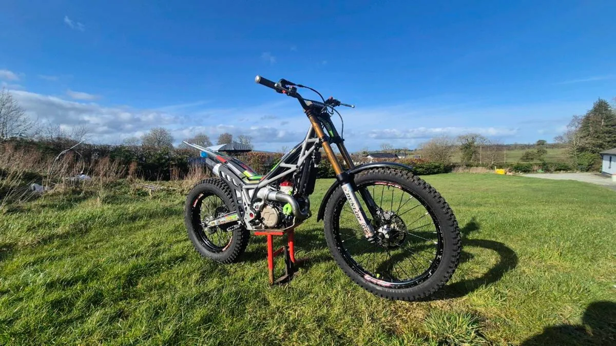 Vertigo RS2 Nitro 300cc Trials - Image 1