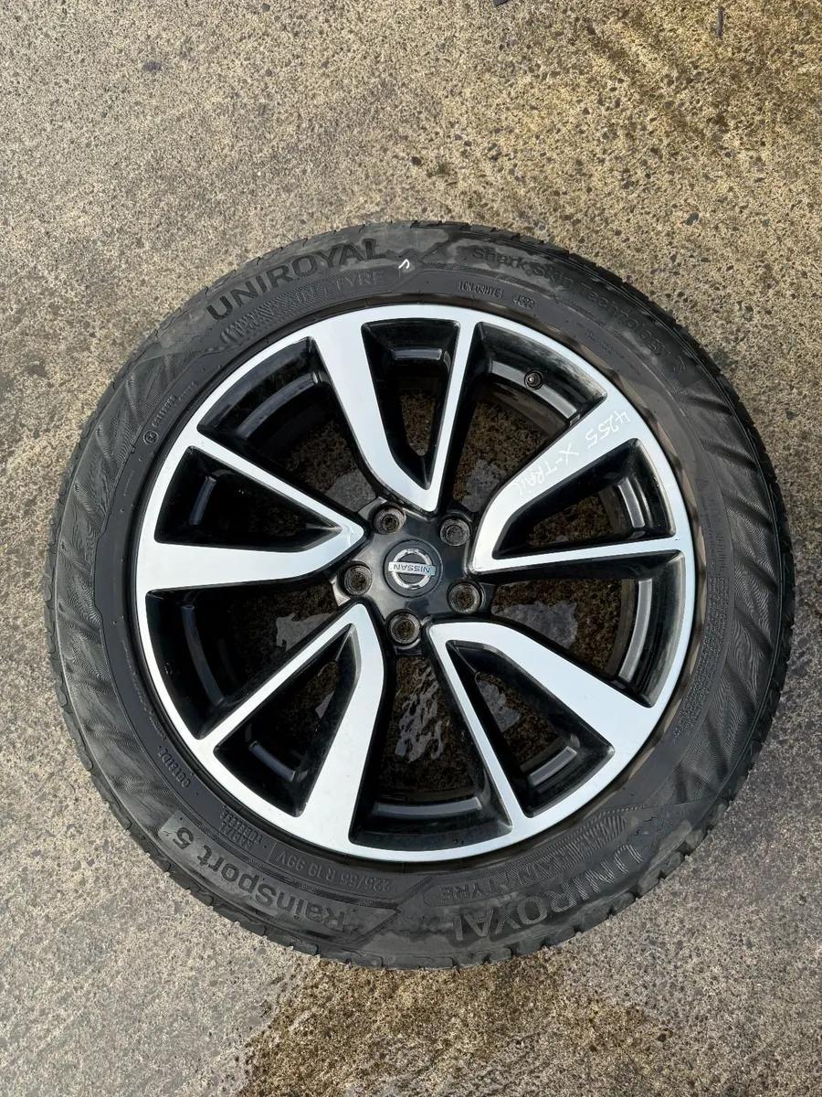 2017 XTRAIL 19" ALLOY WHEELS - Image 1