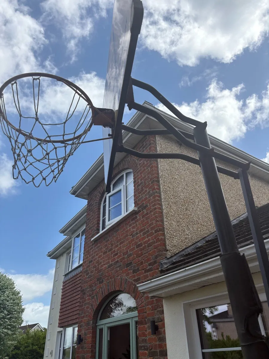 Basketball Hoop - Image 2