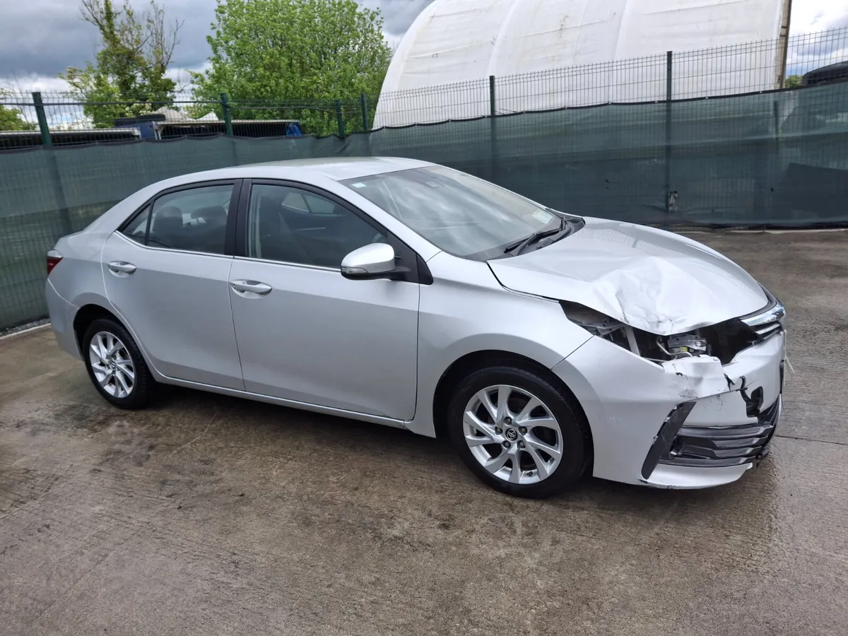 2017 Toyota Corolla  Luna  1.4 Diesel - Image 3