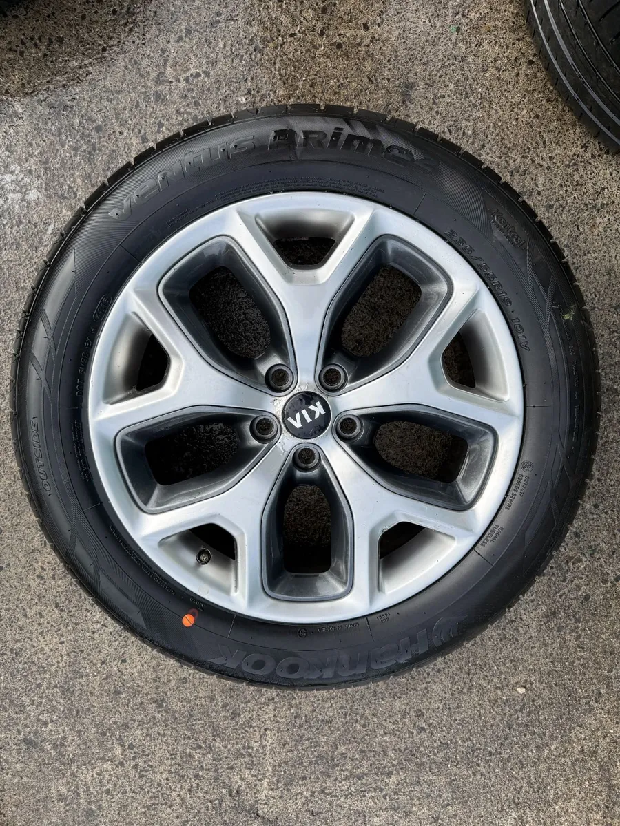 2017 KIA SORENTO 19" ALLOY WHEELS - Image 1