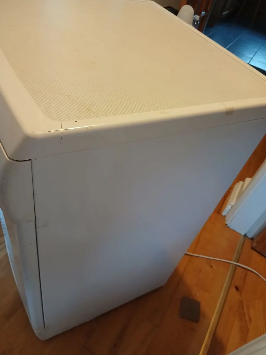 VENTED Tumble dryer - Image 3
