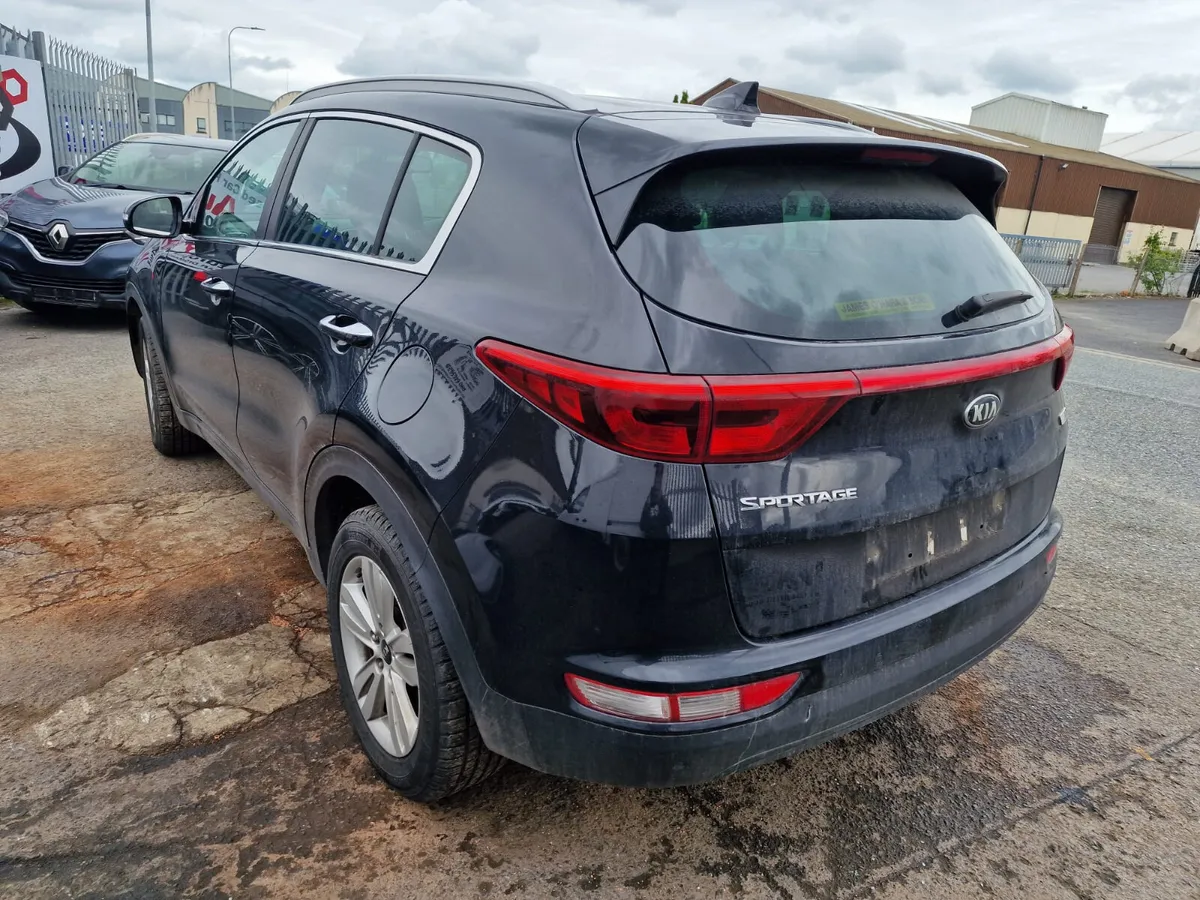 16 KIA SPORTAGE  1.7 CRDI (D4FGD) FOR BREAKING - Image 2