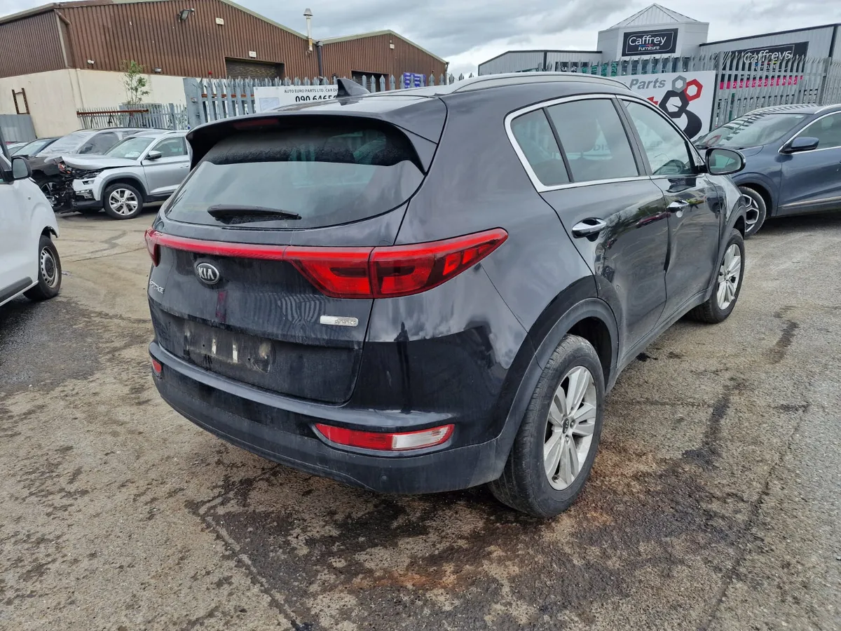 16 KIA SPORTAGE  1.7 CRDI (D4FGD) FOR BREAKING - Image 3