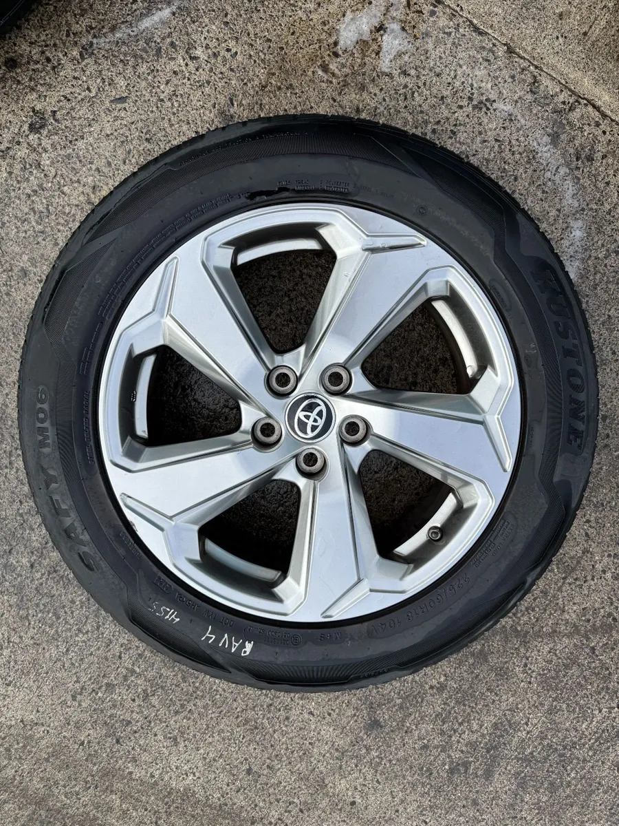 2020 TOYOTA RAV 4 18" ALLOY WHEELS - Image 1
