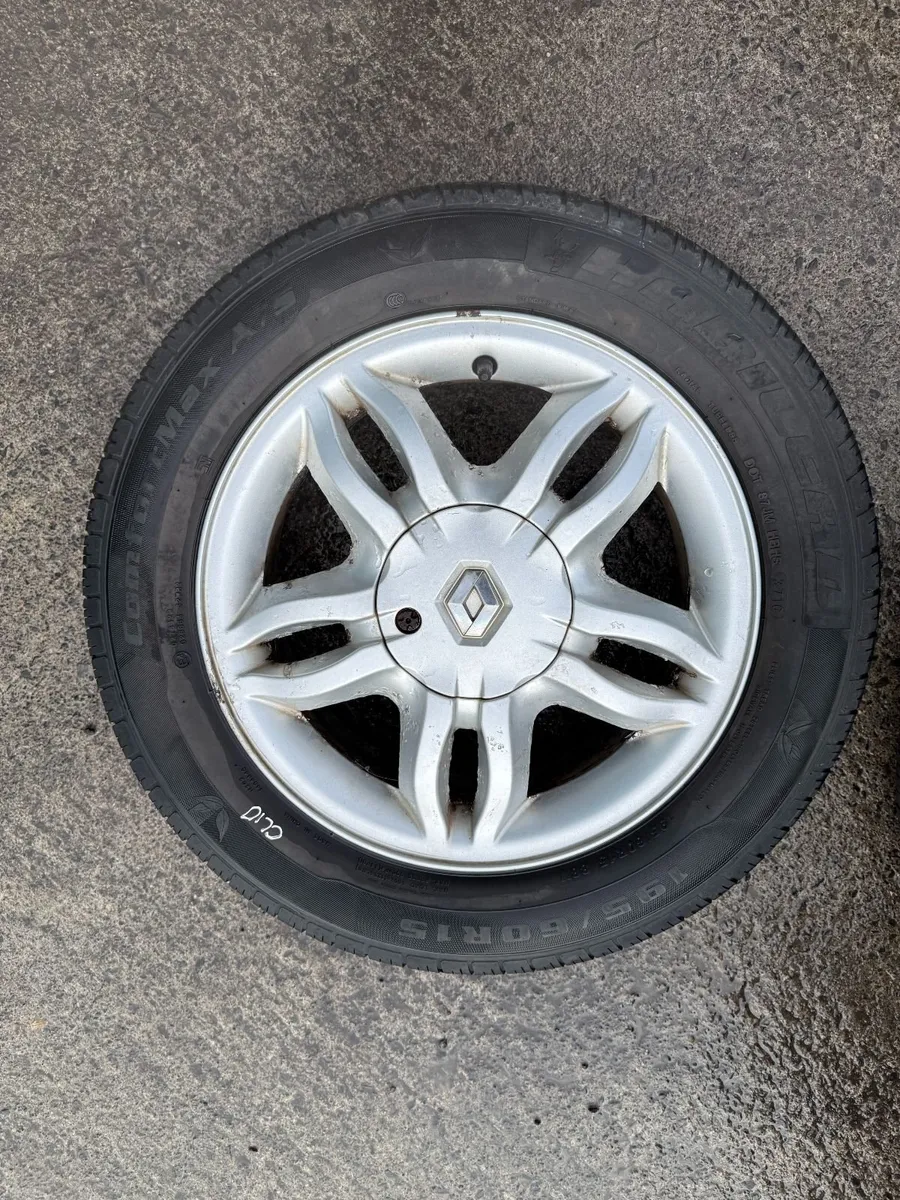 2012 RENAULT CLIO 15" ALLOY WHEELS - Image 3
