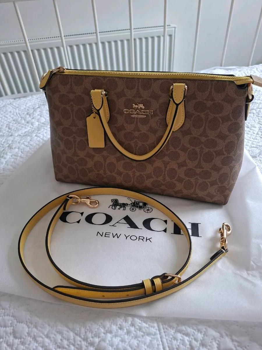 Coach handbags. - Image 3