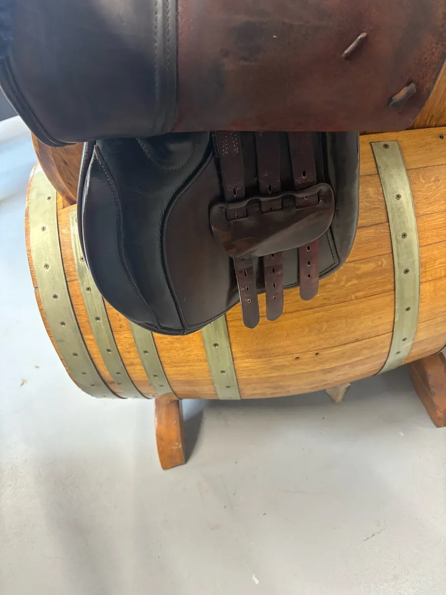 17.5” Berney GP Saddle - Image 3