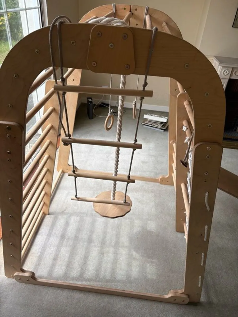 kids climbing frame - Image 2